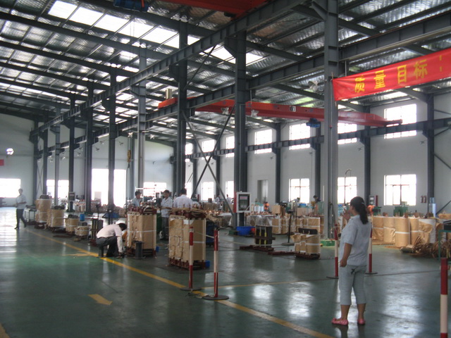 临沧变压器生产车间